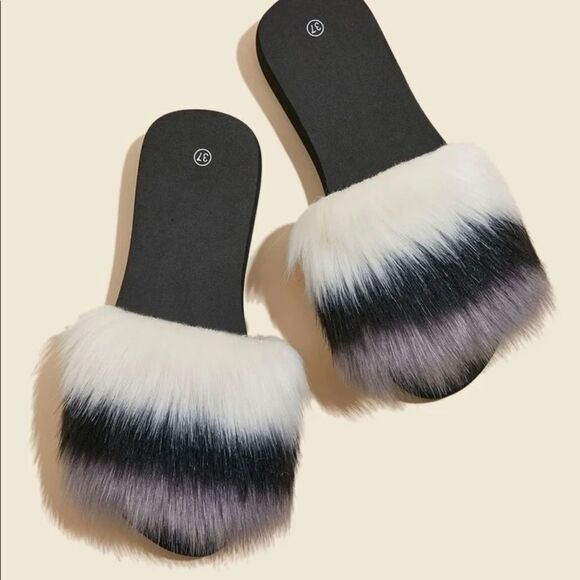 Ombré Faux Fur Slides - Picture 1 of 5